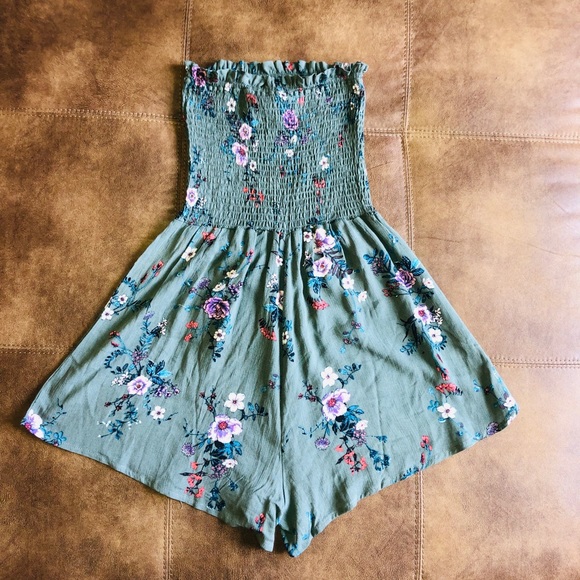 〽️ ROMPER 〽️ - Picture 3 of 5